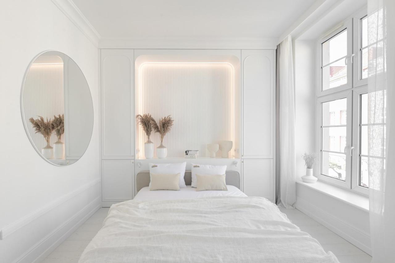 Old Town Pure White By Downtown Apartments グダニスク エクステリア 写真